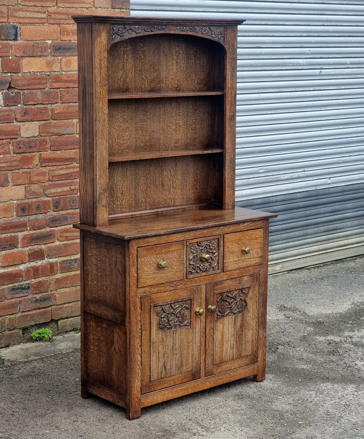 Small Oak Dresser, Small Plate-Rack Dresser with Carved Oak Panels & Brass Knob Handles