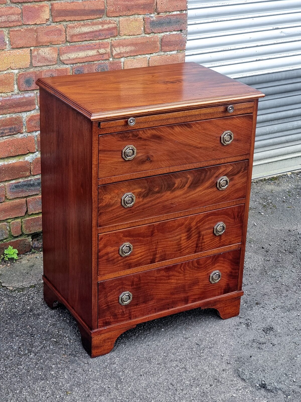 Small Antique 4 Drawer Chest of Drawers with Pull-out Brushing Slide on Bracket Feet