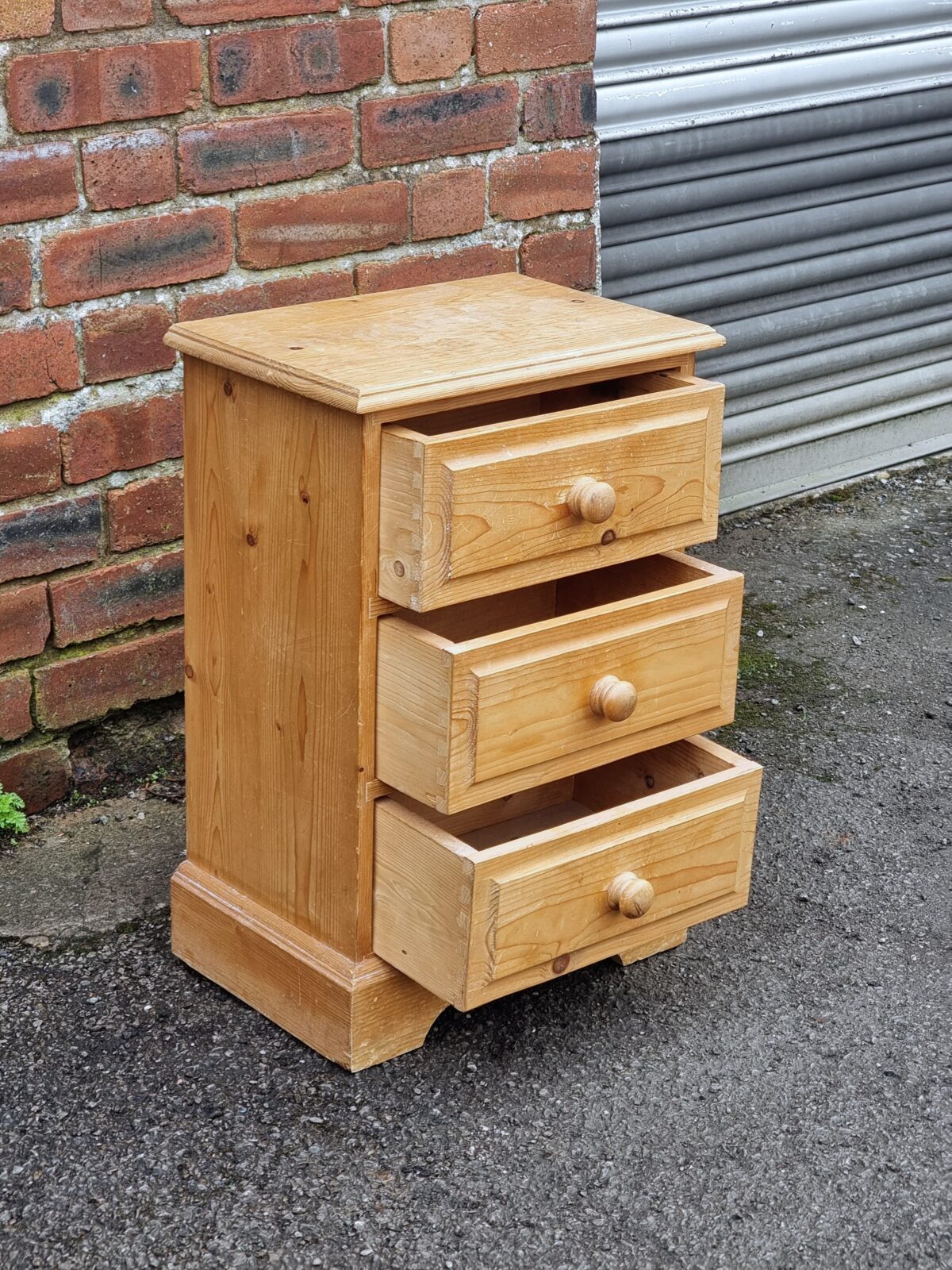 Vintage Pine 3 Drawer Night Stand, Pine 3 Drawer Bedside Cabinet, Small Chest of Drawers - Image 2