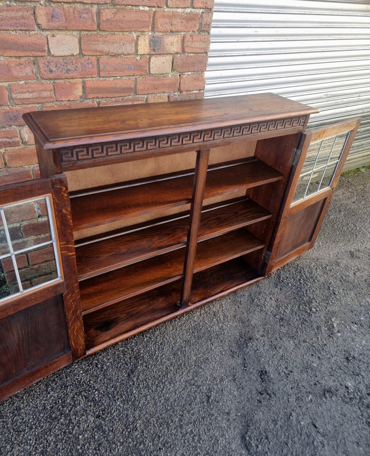 Vintage Oak Leaded-Glass Door Bookcase/Cupboard, Oak Display Cabinet with Adjustable-Height Shelves - Image 5