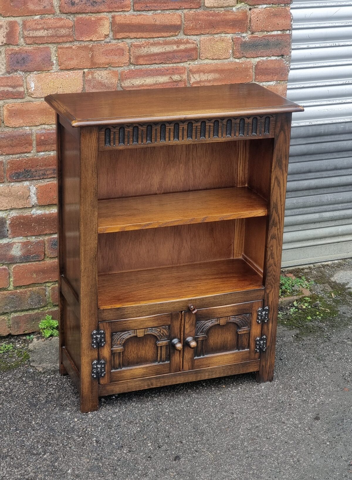 Antique style Small Oak Bookcase, Oak Small Bookcase / Bookshelf with Small Cupboard below with Carved Panel Doors