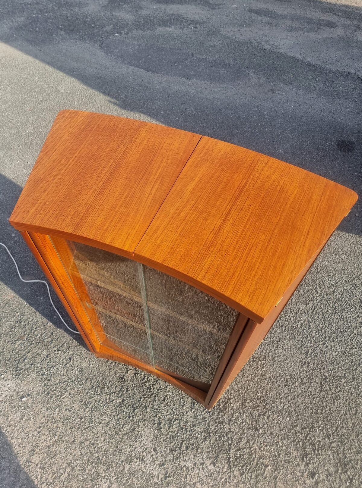 Teak Mid-Century Cocktail Bar, Drinks Cabinet with Fold-open Serving Table/Bar Top, internal Light & Fittings - Image 8