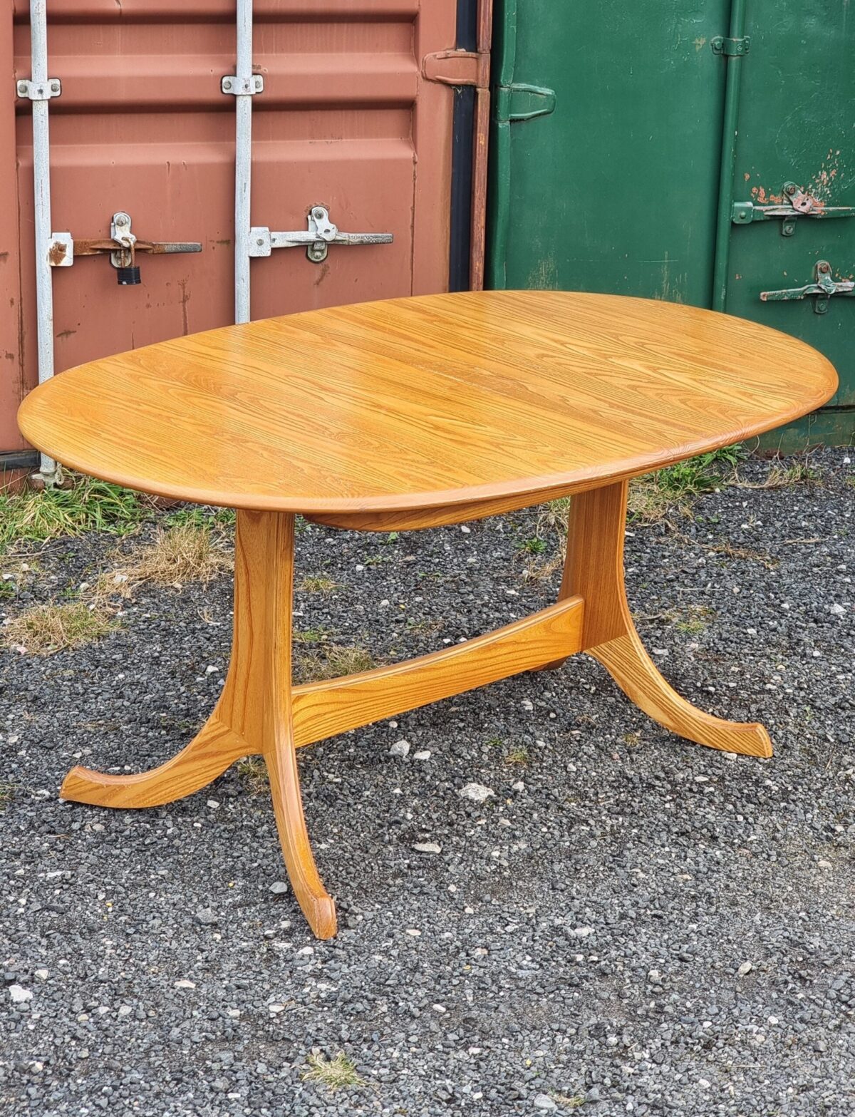 Mid-Century/Retro style 'Jentique' Extending Dining Table, with Extension Leaf Storable inside the Dining Table