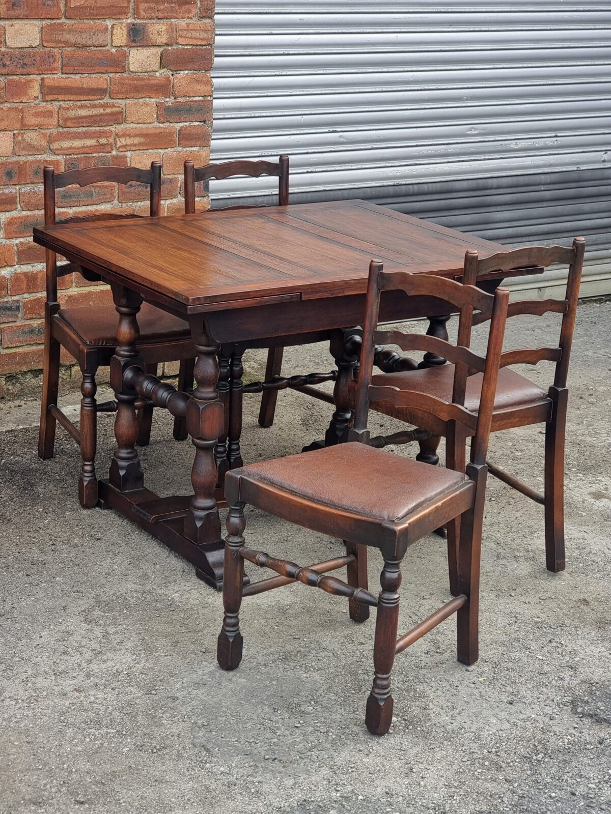 Vintage Set of 4 Dining Chairs, Oak Set of 4 Ladder-Back Dining Chairs with Lathe-Turned Legs/Stretchers