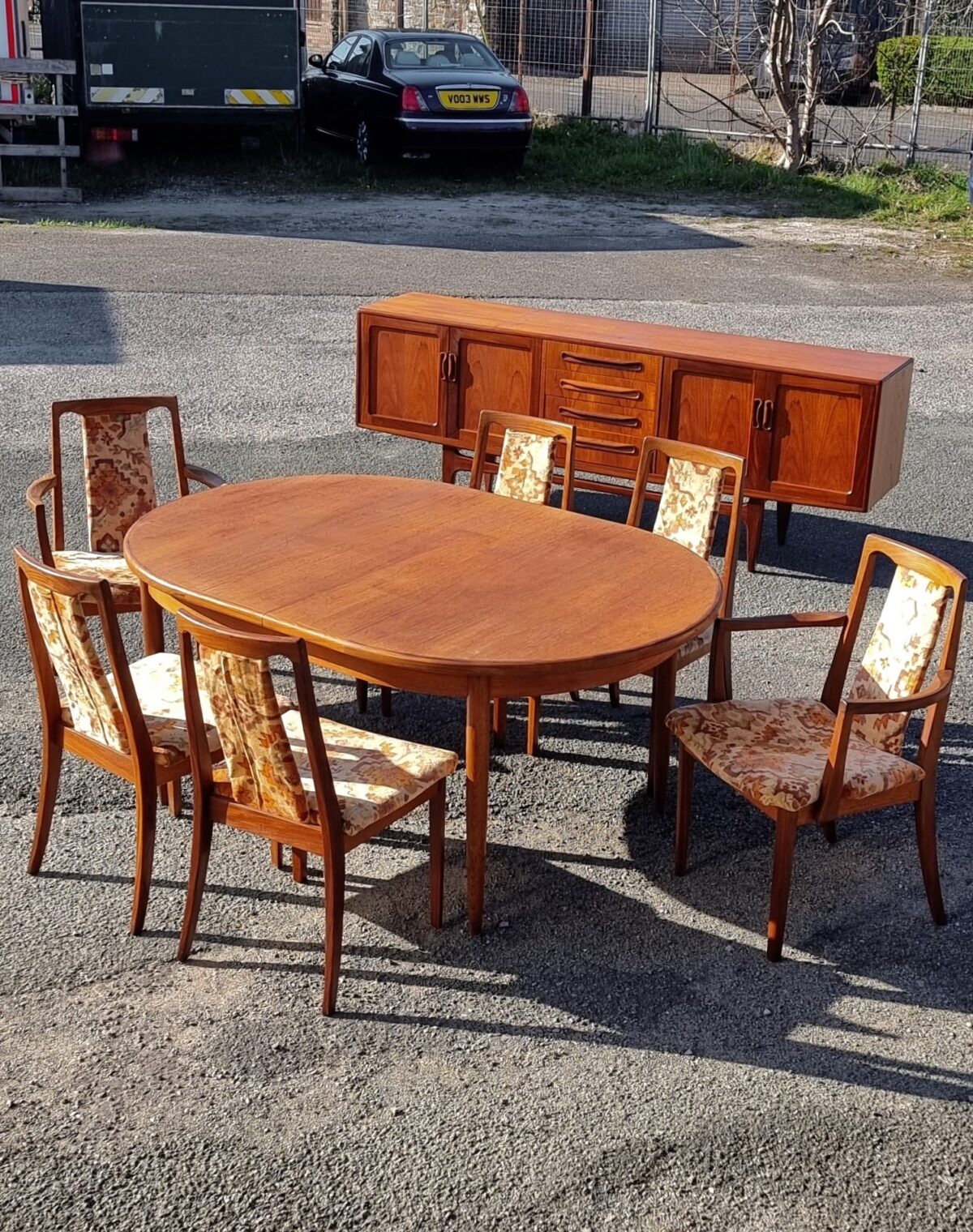 'G-Plan' Dining Suite: G-Plan Extending Dining Table, Set of 6 G-Plan Dining Chairs & G-Plan 'Fresco' Sideboard - Image 10